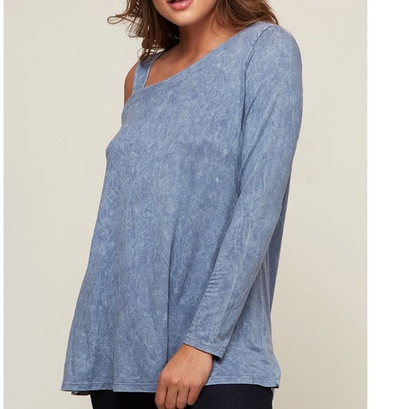 💥SALE💥Super Soft Ellis Top - Picture 3 of 3